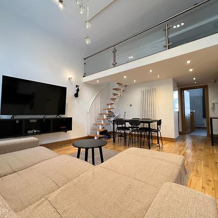 3.5 High Ceilings - Centrally Located London Exterior photo