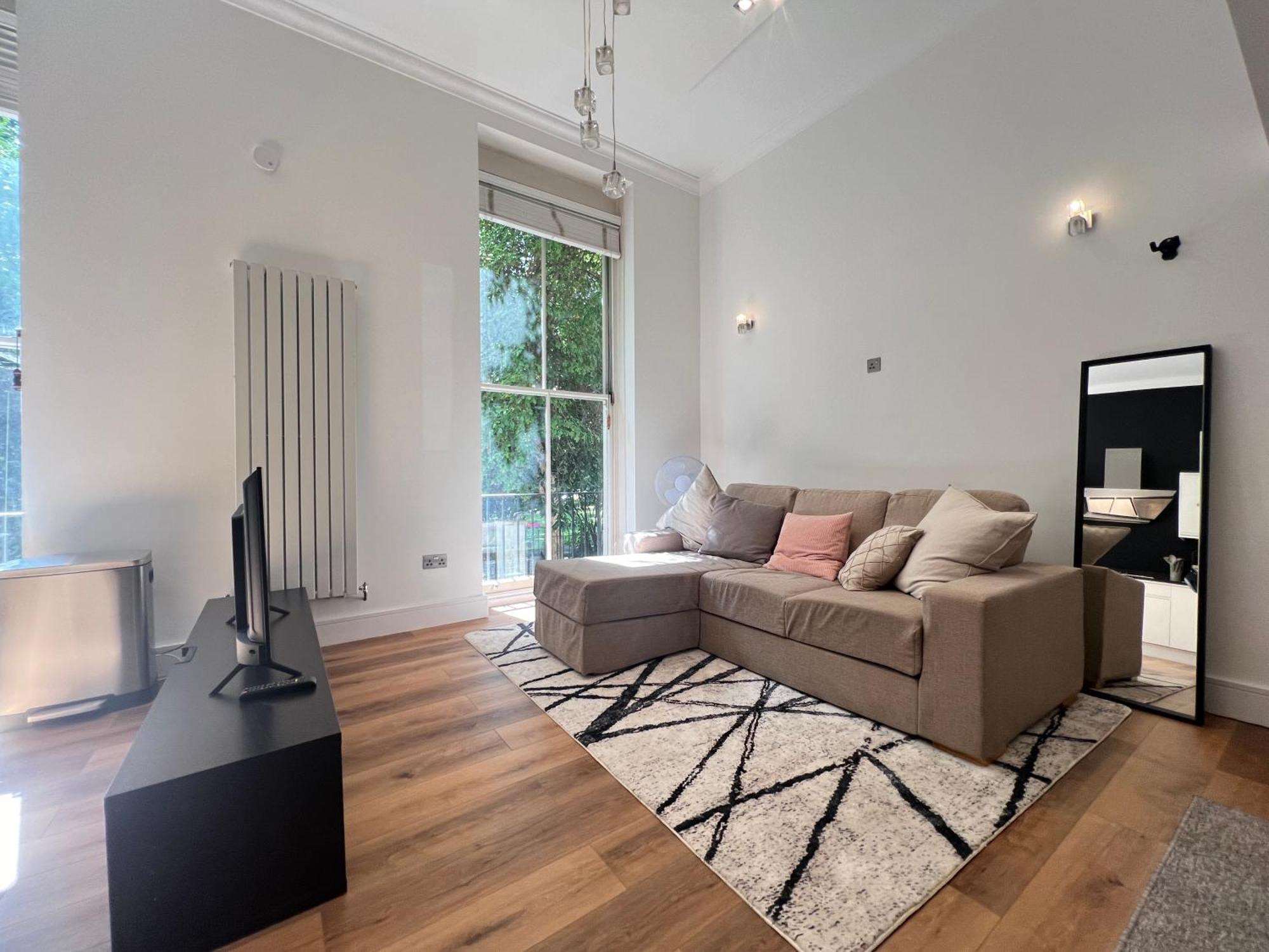 3.5 High Ceilings - Centrally Located London Exterior photo